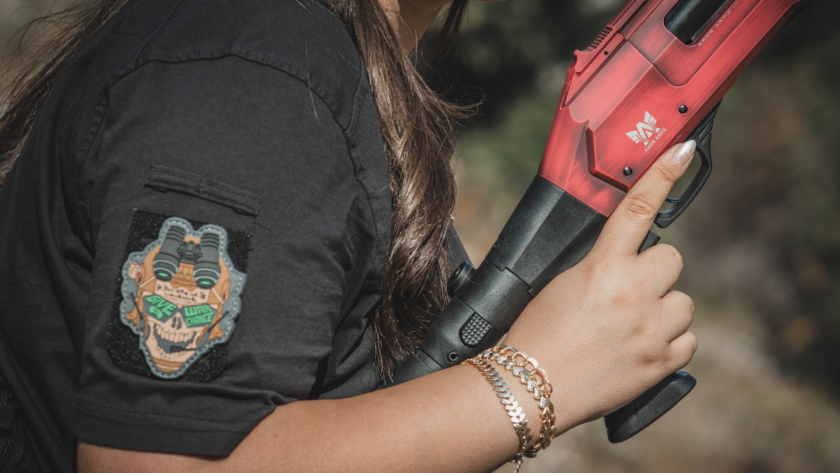 kézifegyverek nőknek